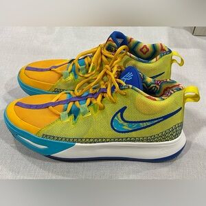 Nike Kyrie Flytrap 6 Youth Basketball Shoes Kaleidoscope Size 6.5Y - DQ8094-700